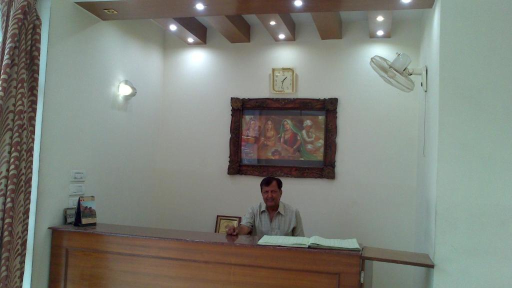 Hotel Tourist Rest House Agra Agra  Exterior photo